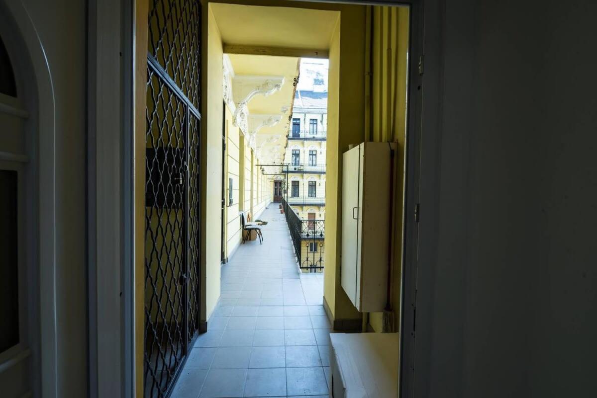 Brand New Studio With Aircon In The Center Budapest Exterior foto