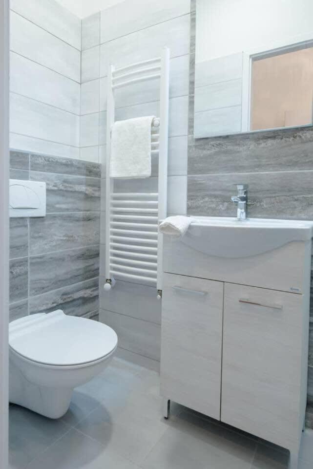 Brand New Studio With Aircon In The Center Budapest Exterior foto